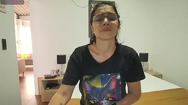 MireyaTorresGu online show from August 1, 2026, 12:04 pm