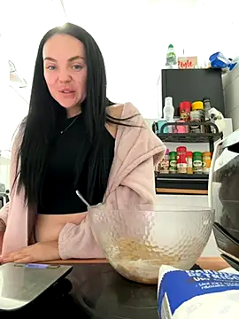 yorkshiregal online show from October 28, 2025, 5:15 pm