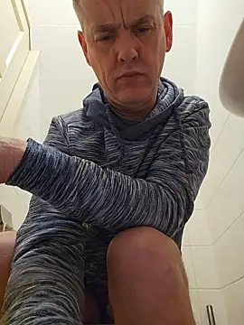 Hectorthyssen1 online show from January 8, 2026, 3:58 pm