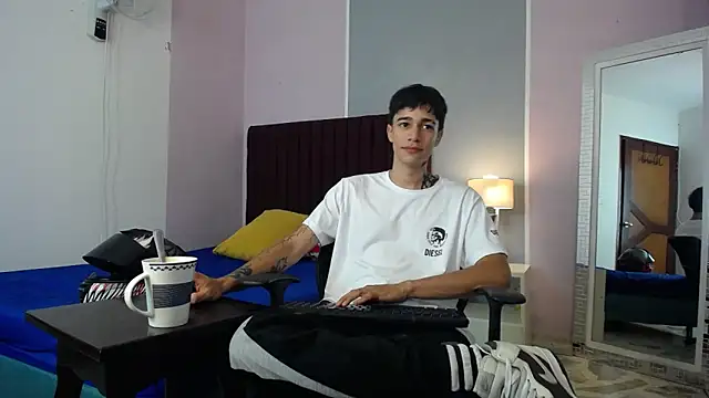 Zacktk7 online show from January 2, 2025, 4:30 am