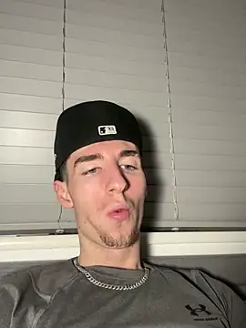 MikesWood21 online show from January 29, 2025, 3:12 am