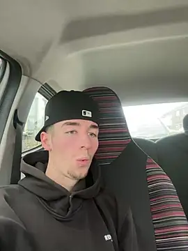 MikesWood21 online show from January 31, 2025, 3:22 pm