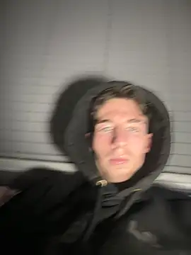 MikesWood21 online show from February 11, 2025, 1:41 am