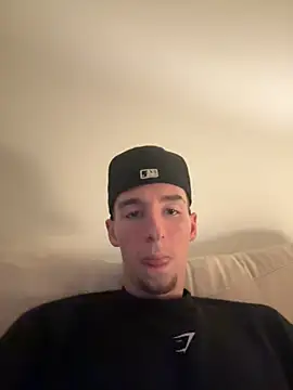 MikesWood21 online show from October 16, 2025, 12:11 am