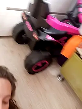 Snapshot of Mari-ana1 chatting on February 7, 2025, 8:20 pm Mari-ana1 online show from February 7, 2025, 8:20 pm