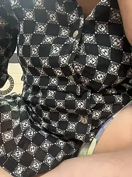 Sexy-Mona2 online show from June 3, 2026, 7:11 am