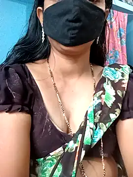 Snapshot of sweet-mahi chatting on December 7, 2024, 5:48 am sweet-mahi online show from December 7, 2024, 5:48 am