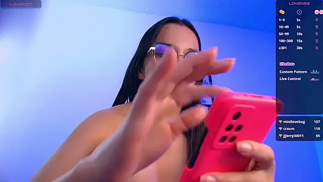 mariaan m  online show from December 14, 2025, 9:14 am