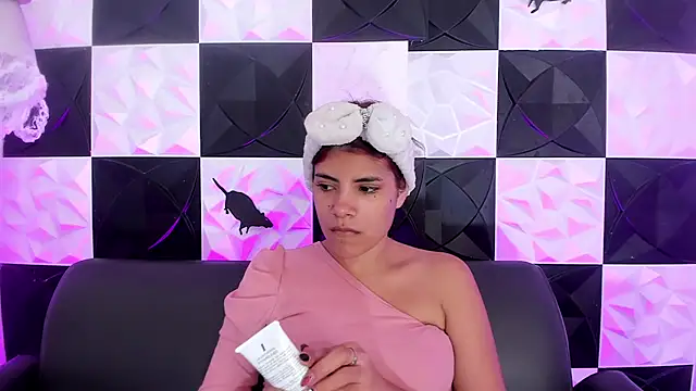 AfroditaMoore online show from October 30, 2025, 4:14 am