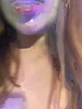 Snapshot of paulette_karim1 chatting on December 21, 2024, 1:15 am paulette karim1 online show from December 21, 2024, 1:15 am