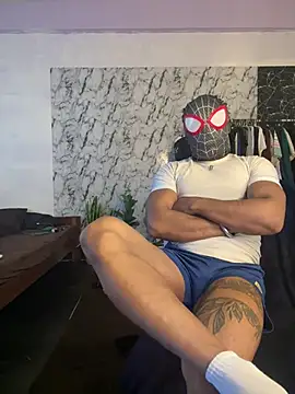 mikemacluffy online show from March 19, 2025, 4:47 am