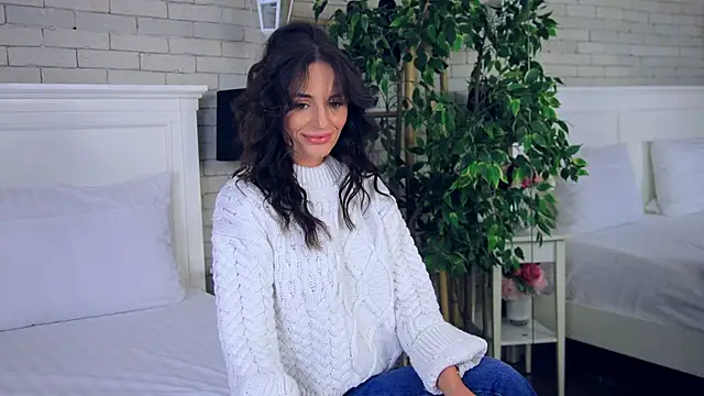 Snapshot of CarlaWhite chatting on October 9, 2025, 3:37 am CarlaWhite online show from October 9, 2025, 3:37 am