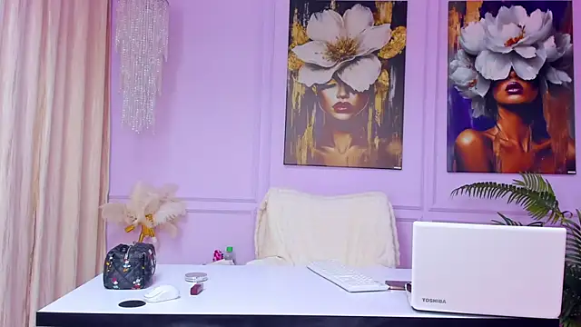 CarlaWhite online show from April 24, 2026, 3:31 am