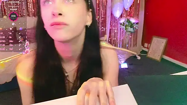 AlicePlayss online show from February 14, 2025, 4:37 am