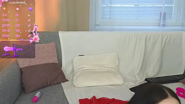 AlicePlayss online show from March 22, 2025, 5:28 am
