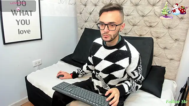 jakemagnus online show from December 26, 2024, 12:16 pm