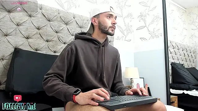 jakemagnus online show from January 8, 2025, 6:41 pm