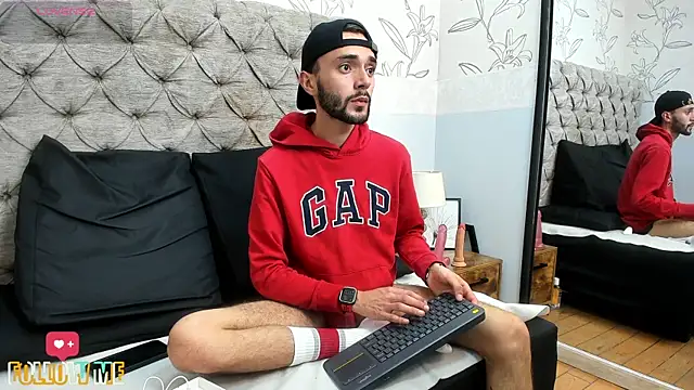 jakemagnus online show from January 10, 2025, 5:24 pm