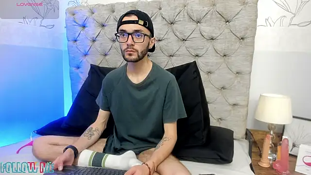 jakemagnus online show from January 17, 2025, 11:59 am