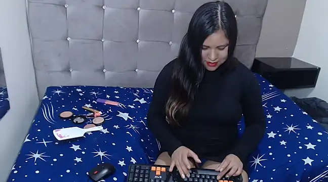 Snapshot of stephanieross202cl chatting on January 7, 2025, 9:18 am stephanieross202cl online show from January 7, 2025, 9:18 am