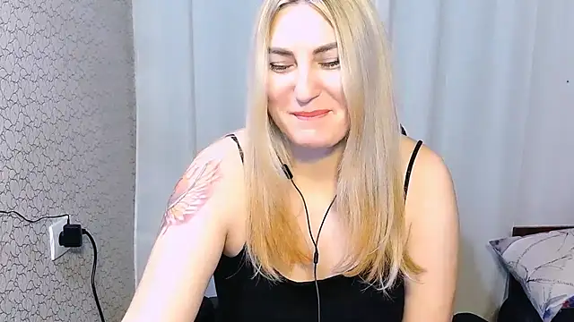 Snapshot of JaneLaJewel chatting on November 9, 2025, 2:59 pm JaneLaJewel online show from November 9, 2025, 2:59 pm