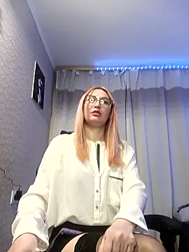 JaneLaJewel online show from May 2, 2026, 8:03 pm