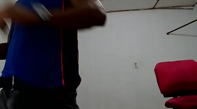 Snapshot of fernandez_latinblackk chatting on December 8, 2024, 12:51 am fernandez latinblackk online show from December 8, 2024, 12:51 am