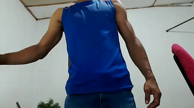 Snapshot of fernandez_latinblackk chatting on December 11, 2024, 9:01 pm fernandez latinblackk online show from December 11, 2024, 9:01 pm