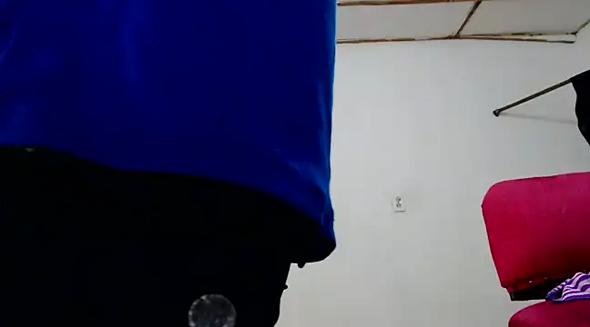 Snapshot of fernandez_latinblackk chatting on December 22, 2024, 11:31 pm fernandez latinblackk online show from December 22, 2024, 11:31 pm