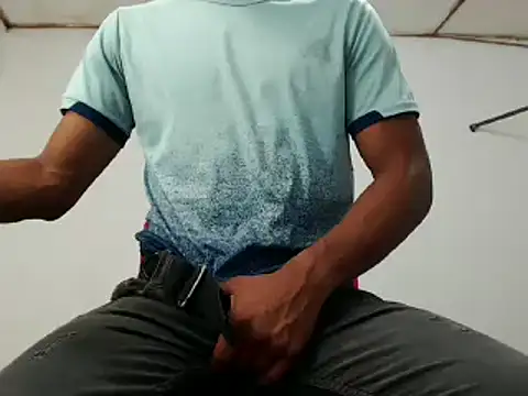 Snapshot of fernandez_latinblackk chatting on January 9, 2025, 5:02 am fernandez latinblackk online show from January 9, 2025, 5:02 am