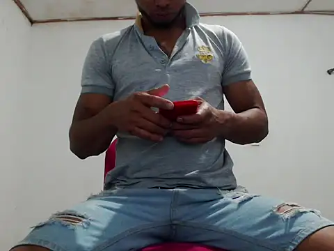 Snapshot of fernandez_latinblackk chatting on January 26, 2025, 3:48 am fernandez latinblackk online show from January 26, 2025, 3:48 am