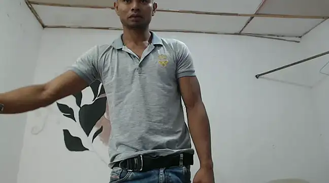 Snapshot of fernandez_latinblackk chatting on February 11, 2025, 3:18 am fernandez latinblackk online show from February 11, 2025, 3:18 am