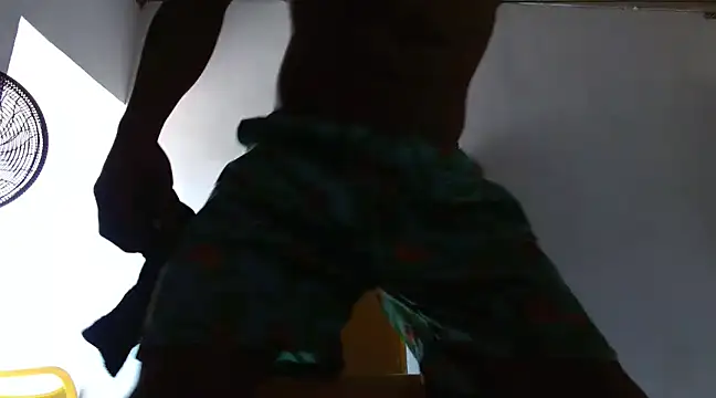 Snapshot of fernandez_latinblackk chatting on March 12, 2025, 7:17 pm fernandez latinblackk online show from March 12, 2025, 7:17 pm