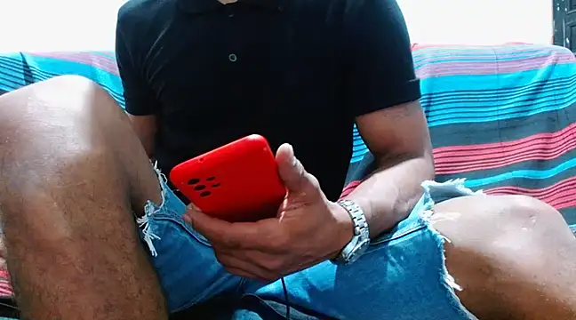 Snapshot of fernandez_latinblackk chatting on March 19, 2025, 12:56 pm fernandez latinblackk online show from March 19, 2025, 12:56 pm