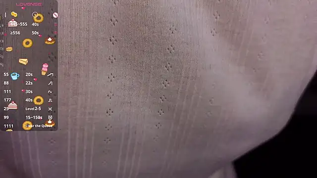 Sweet Evva online show from December 3, 2025, 3:32 pm