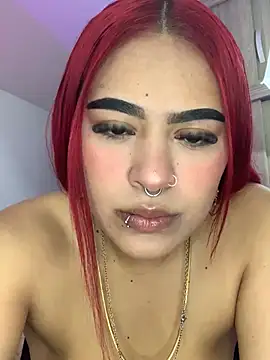 Snapshot of Sofia_martiin chatting on February 5, 2025, 12:17 pm Sofia martiin online show from February 5, 2025, 12:17 pm