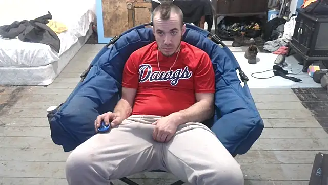 ScubaStevex online show from March 14, 2025, 9:14 am