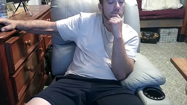 Snapshot of ScubaStevex chatting on October 4, 2025, 11:41 am ScubaStevex online show from October 4, 2025, 11:41 am