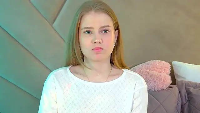 SelinSwarovski online show from March 8, 2026, 3:38 pm