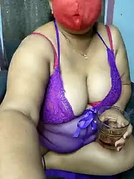 Cute Bellaa online show from January 10, 2025, 9:31 pm