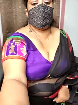 Cute Bellaa online show from February 3, 2025, 8:03 pm