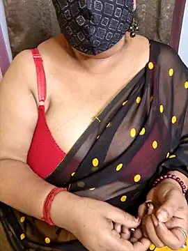 Cute Bellaa online show from March 10, 2025, 7:40 pm
