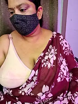 Cute Bellaa online show from March 21, 2025, 8:17 am