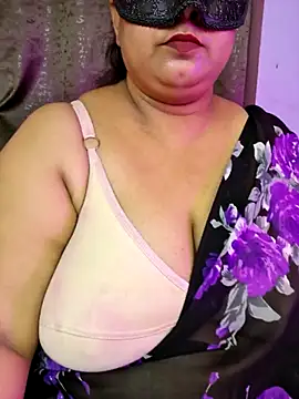 Cute Bellaa online show from March 22, 2025, 10:06 am