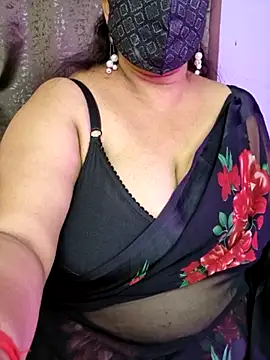 Cute Bellaa online show from March 22, 2025, 2:47 pm