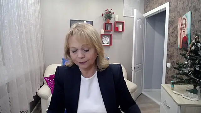 Snapshot of Milla_Cutie18 chatting on December 23, 2024, 6:55 am Milla Cutie18 online show from December 23, 2024, 6:55 am