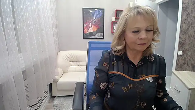 Snapshot of Milla_Cutie18 chatting on February 11, 2025, 5:47 am Milla Cutie18 online show from February 11, 2025, 5:47 am