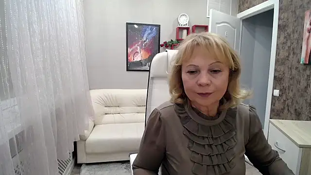 Snapshot of Milla_Cutie18 chatting on March 12, 2025, 7:02 am Milla Cutie18 online show from March 12, 2025, 7:02 am