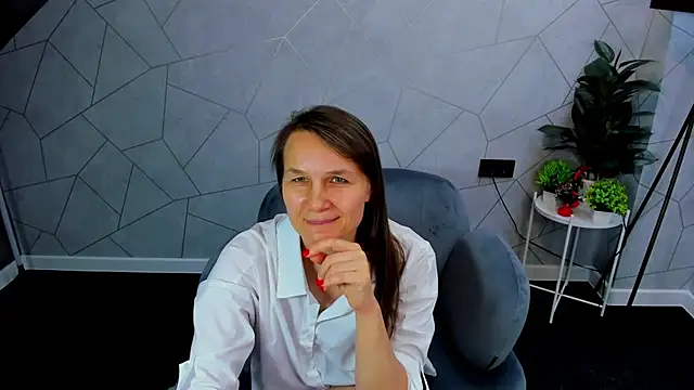 Snapshot of Lillian_White chatting on December 18, 2024, 11:13 am Lillian White online show from December 18, 2024, 11:13 am