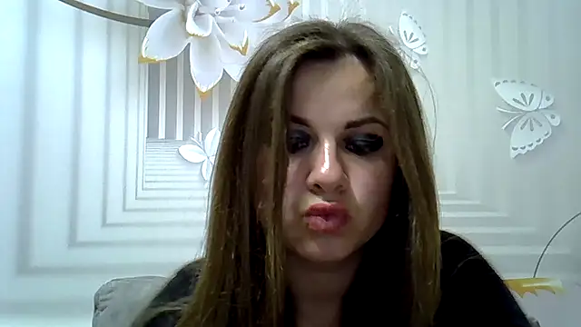 Snapshot of TinaFun4u chatting on April 7, 2026, 8:31 pm TinaFun4u online show from April 7, 2026, 8:31 pm